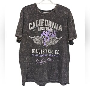 Hollister Black Graphic T-Shirt, Size Large